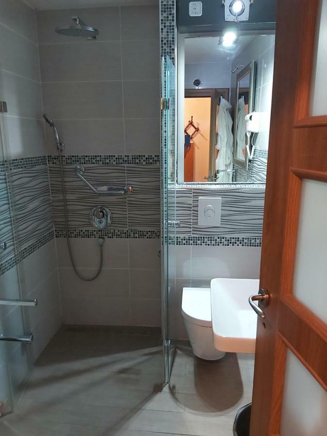 Luxury Apartment By The Sea With Private Whirlpool And Terrace 50M2 โพเซดารเย ภายนอก รูปภาพ